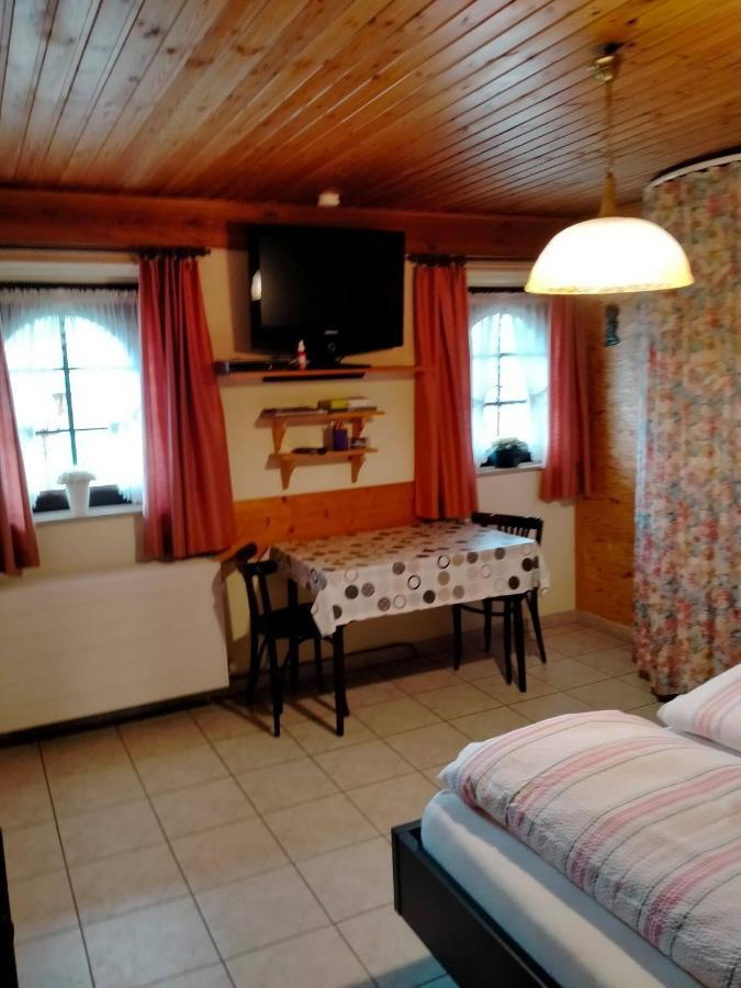 Diepenbeek Gasthof Lederhose מראה חיצוני תמונה